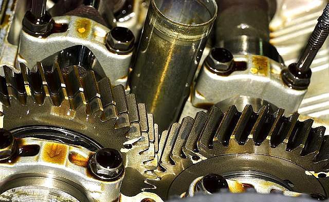 夏季汽車“防中暑”，潤(rùn)滑油需要注意哪些問(wèn)題