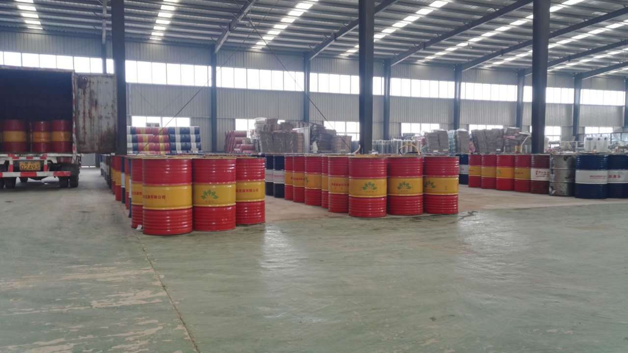 船用潤(rùn)滑油與陸上用柴油機(jī)油有什么不同?那個(gè)品牌的好用？